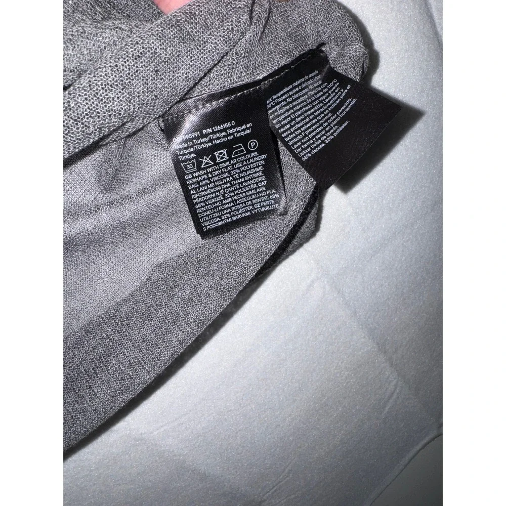 H&M Regular Fit Short Sleeve Sheer Knit Sweater Grey‎ Mens Large NWT